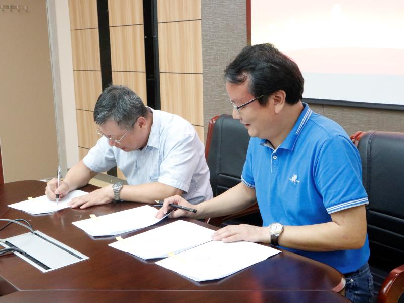 校企合作 發(fā)展共贏 | 科信與廈門大學嘉庚學院成功簽署“教學實習基地”