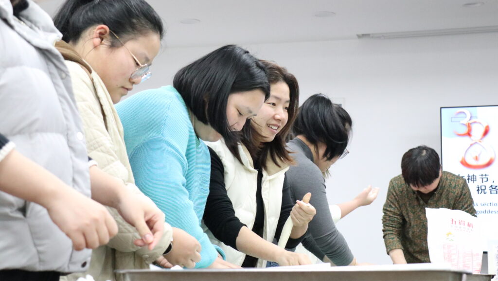 春風(fēng)十里，芳華如你 | 科信聯(lián)合開展女神節(jié)專題活動(dòng)