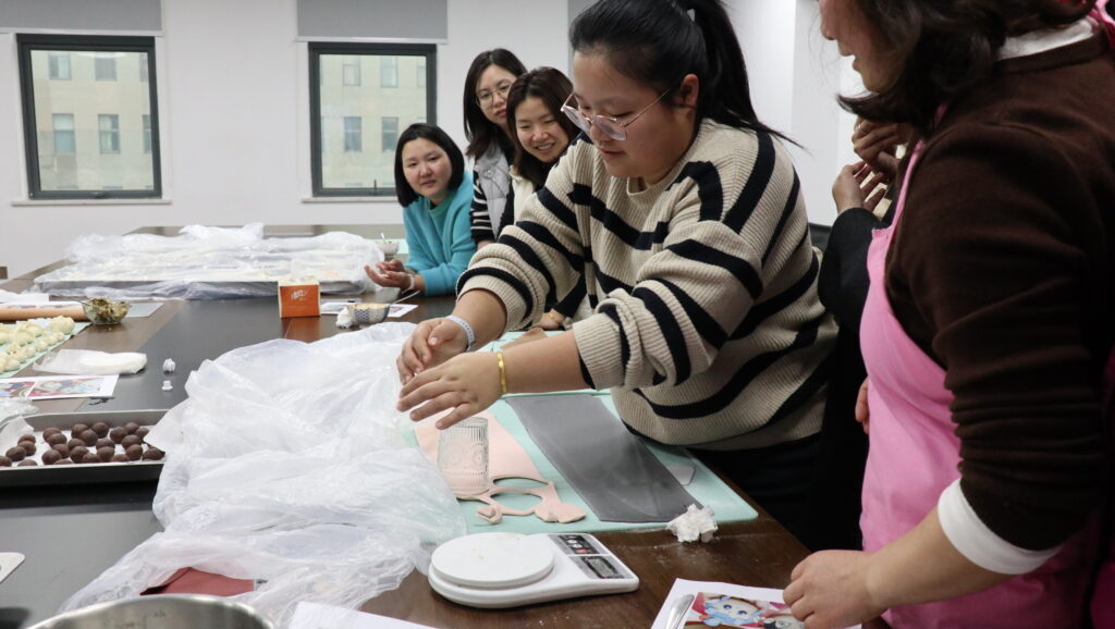 春風(fēng)十里，芳華如你 | 科信聯(lián)合開展女神節(jié)專題活動(dòng)