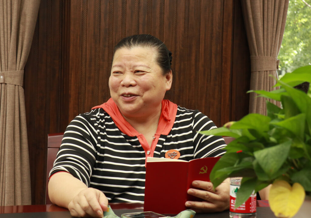 迎七一讀經(jīng)典 聯(lián)建聚合力 | 科信聯(lián)合黨支部與新暉社區(qū)黨委共赴紅色書香之約