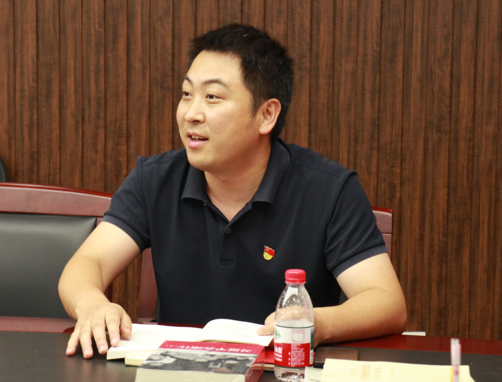 迎七一讀經(jīng)典 聯(lián)建聚合力 | 科信聯(lián)合黨支部與新暉社區(qū)黨委共赴紅色書香之約